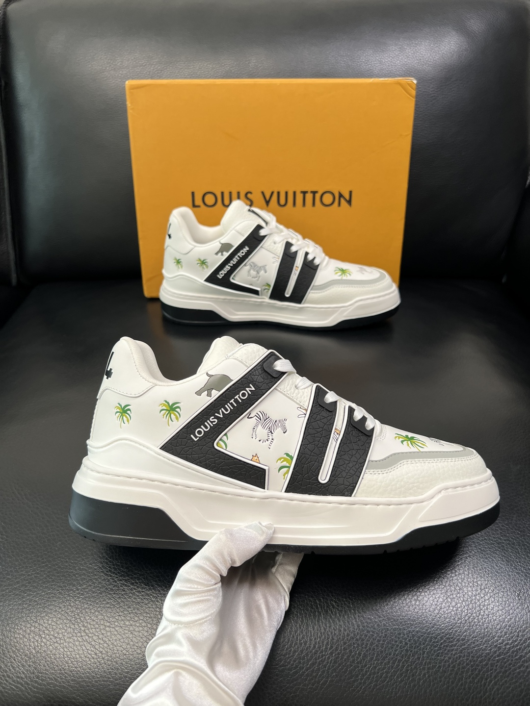 LV